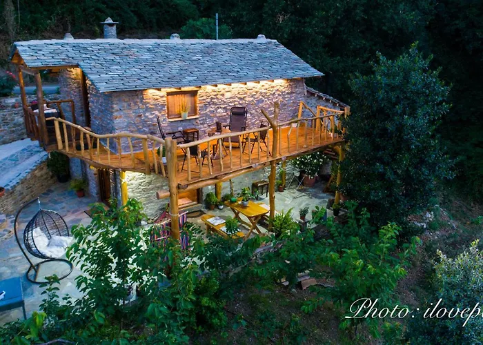 Aristoteli\'S Stone House